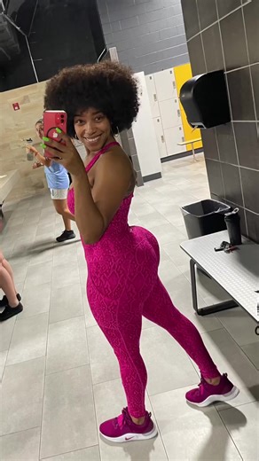 3.8K views · 36 reactions | ALL ANIMAL PRINTS 35% OFF during our Black Friday Sale! 煉 Go grab your Pretty Python Set and more so you can slay your workouts in style! Hurry, don't miss these  deals! Sale ends tomorrow night. ️ => Peach Perfect | Peach Perfect | Facebook