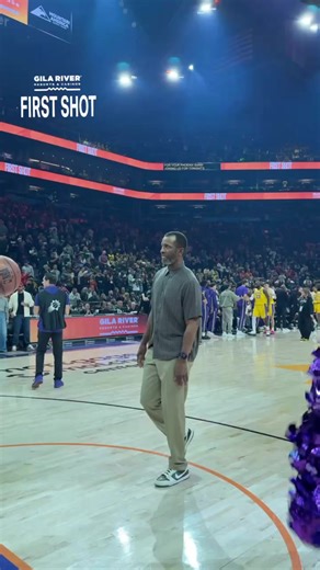 Eddie Johnson sinks tonight's First Shot presented by Gila River Resorts & Casinos! | Phoenix Suns