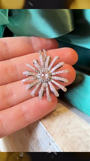 Simms Jewelers on Instagram: "A new year invites reflection, not just on what’s ahead, but on what’s worth carrying forward. Jewelry holds our milestones quietly: the chapters, the promises, the moments that define us. #simmsjewelers #finejewelry #njjewelers #diamonds #christophedanhier"