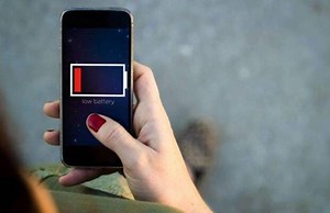 पुराने फोन की बैटरी जल्दी हो रही है डाउन, तो अपनाएं ये 5 टिप्स और बढ़ाएं बैटरी बैकअप