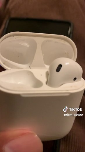 AirPods connects but no sound issue fix | airpods