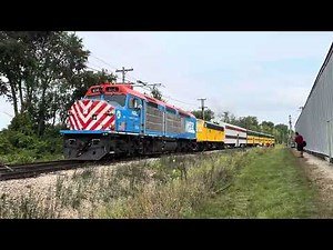 Metra 614 “pulling” CNW commuter