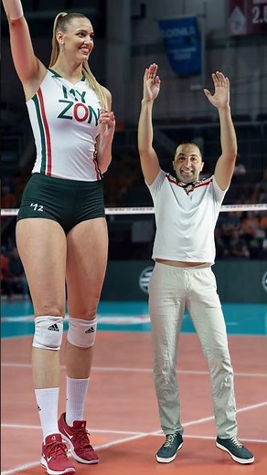 Super Tall Woman Volleyball Player Dances Her Way to VIRAL Fame || Very Tall Girl