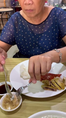 Discovering hidden food gems in Binondo Chinatown