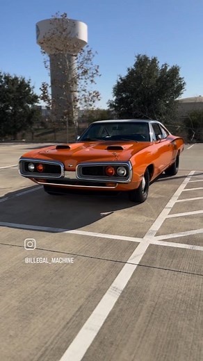 5.4K views · 635 reactions | Gorgeous 70 Super Bee! Owner @illegal_machine #SuperBeeSunday #70SuperBee #70Coronet #ClassicDodge #ClassicMoPar #DodgeDivision #MoParOrNoCar #MoParLegends | Mopar.legends | Facebook