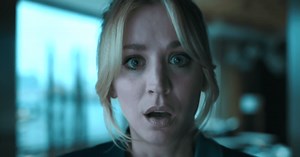 'The Flight Attendant' Preview: Cassie may have a drinking problem but did she murder her hookup in Bangkok?