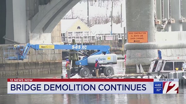 Washington Bridge demolition continues after slight delay