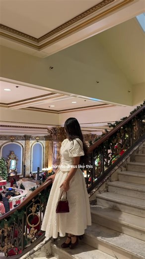 Elegant Style Inspiration with Flying Tomato