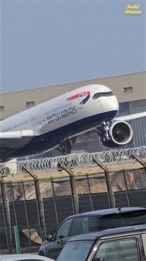 This is what a smooth and perfect touchdown means!😯🛬. British Airways🇬🇧✈️. #britishairways #shorts