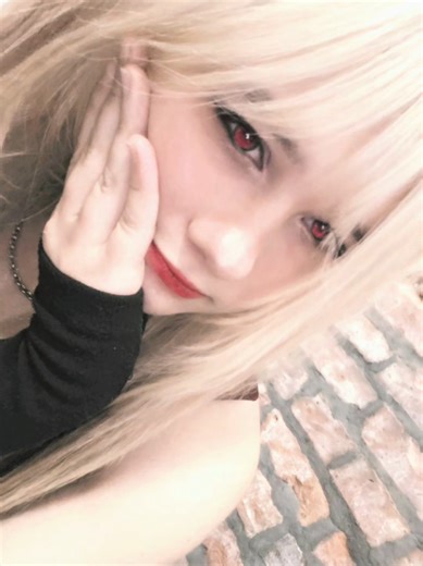 Replying to @nairobi_444 old draft I cringed ro post, my closet misa cosplay I did for Halloween 🤫 #cosplay #deathnote #Misa #cosplayer