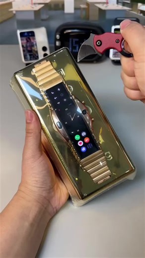 Camera Reviews of Huawei P30 Pro and S8