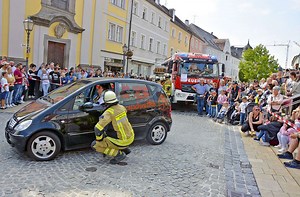 Feuerwehr hautnah: Rettungsaktion vor großem Publikum - Frankenpost