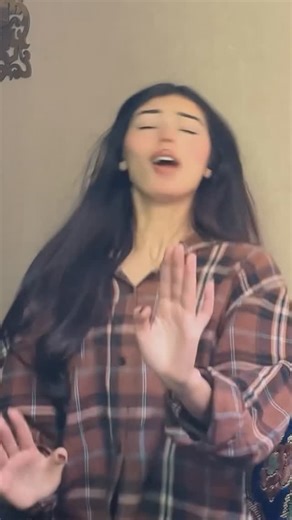 Neeraj Walia on Instagram: "Have you ever used function constructor? #coding #programming #javascript #function #constructor"