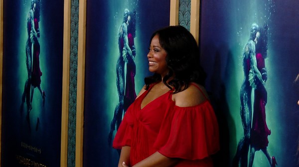 Unveiling Octavia Spencer's red carpet glam