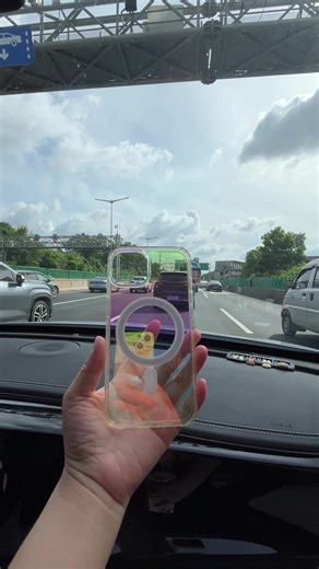 Color changing phone case #iphone17 #iphone16 #iphone15 #iphonecase #magsafecase #bonniesdeal #fyppppppppppppppppppppppp