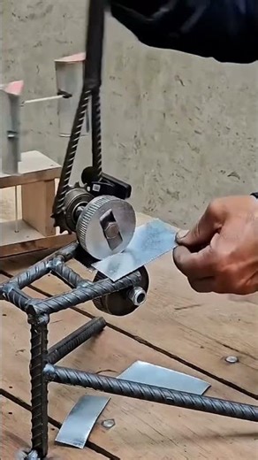 Simple Machine for Cutting Metal Plates #smartdiy #workshopskills #simpletools #handmade #turning