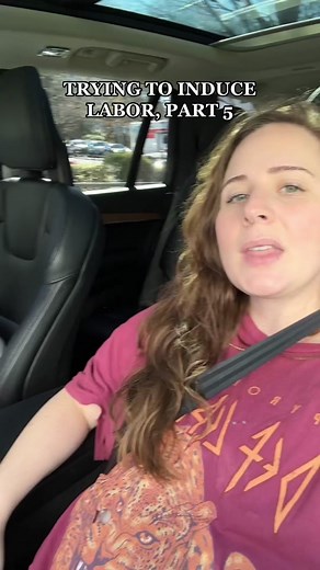 My mom treated me to an amazing reflexology foot massage! I’m posting updates on what works/gives me contractions over on IG 🫶🏻 #getthisbabyout #babyevictionnotice #inducelabor #induction #39weekspregnant #40weekspregnant #thirdtrimester #pregnancytips #pregnancylife #pregnancyvlog #momvlog #laborprep #birthprep