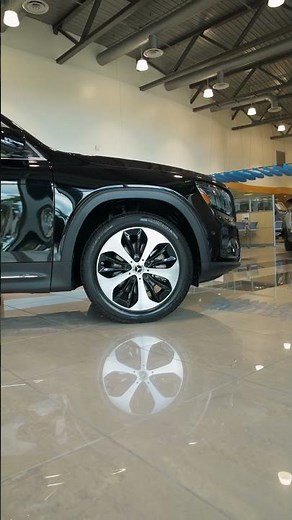 2025 Mercedes-Benz GLB 250 AWD!