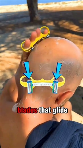 this dual side Razer shaves 2x faster then normal Razer 🪒💆🏻‍♂️ #shorts #memeedit