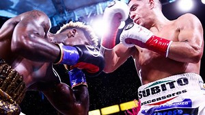 Brian Castaño se quedó sin nafta y Jermell Charlo lo aprovechó y le ganó por TKO
