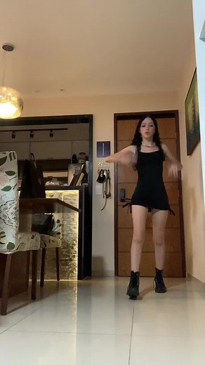 Homem Aranha Dançando Piseiro: O Meme do Momento