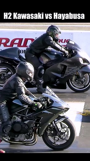 Kawasaki Ninja H2R VS Hayabusa - Ultimate Bike Race Showdown