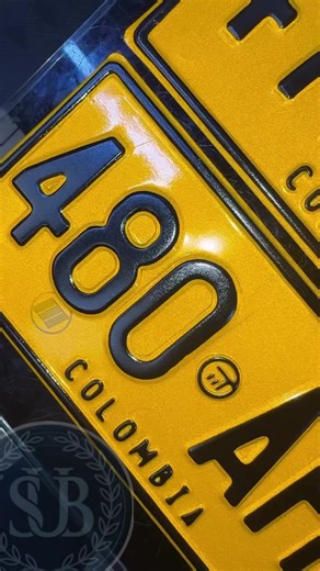​¿Sabías que circular con placas en mal estado o desactualizadas puede traerte sanciones costosas? 🚫📄 No arriesgues tu patrimonio ni tu tranquilidad. Realizamos tu cambio de placas bajo la norma M-001 del Ministerio de Transporte. 🇨🇴 🛑 Realiza tu cambio de placas con expertos. 🛠️ ​🔹 Cumplimiento de la norma M-001. 🔹 Evita sanciones y comparendos. 🔹 Asesoría profesional. ​Toda la info aquí 👇 🔗 312 711 9218 📧 santiagousuga.abogado@gmail.com ​#CarrosColombia #Motos #Tramites #Transporte