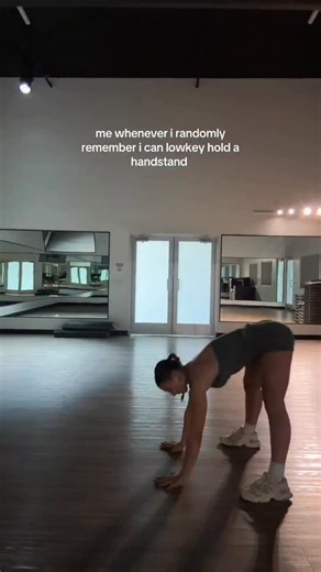 Amelie Desai on Instagram: "retired diver af. #handstand"