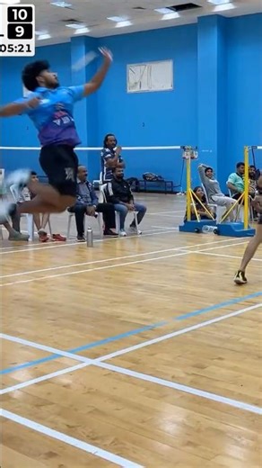 Amazing reflexes! #shorts #badminton