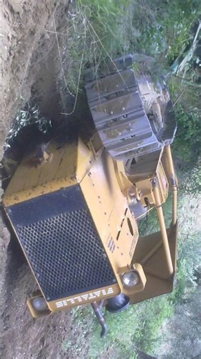 Bad Luck Fiat-Allis FA 100 😬🚜 | Heavy Machine Moments #Shorts