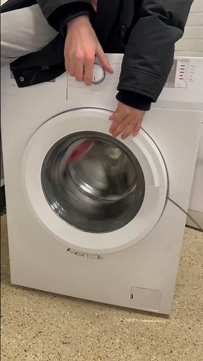 BEKO WASHING MACHINE EXPLODES THE GARAGE!