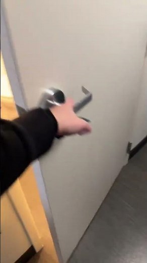 Holiday inn hotel room tour