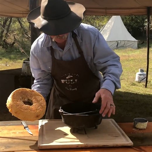 Cowboy's Savory Onion French Bread! 🥖 | Kent Rollins