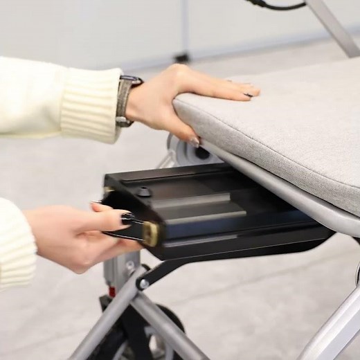 KERDOM Electric Wheelchair E100L: How to Remove the Battery