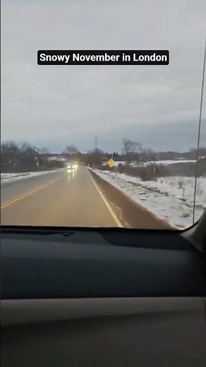 First Snow of 2025 in London, Canada: Early November Snowfall & Winter's Arrival #London #SnowCanada