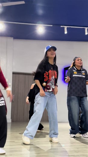 Crazy Dougie Dance Challenge Tutorial for Beginners