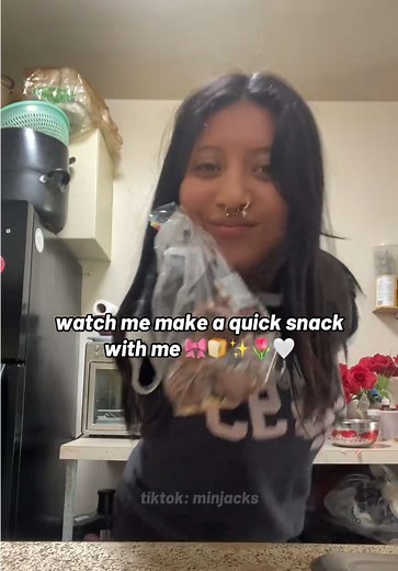 Quick Snack Mukbang: Simple Tabletop Recipe & Honest Moments