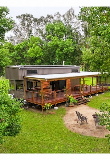 Innovative Family-Sized Tiny Home Design