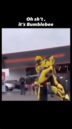 Mr Paradoxical on Instagram: "🎬 Bumblebee – Full Story ⬇️ The movie begins on Cybertron, where the Autobots are losing the war against the Decepticons. Optimus Prime sends B-127 (later known as Bumblebee) to Earth to protect it and prepare a safe base for the Autobots. When Bumblebee arrives on Earth in 1987, he is attacked by a Decepticon named Blitzwing. During the fight, Bumblebee is seriously damaged. His voice box is destroyed, and his memory system is affected. Before shutting down