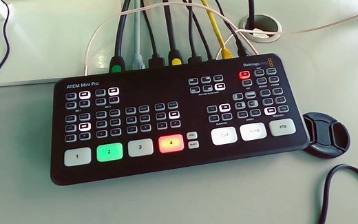 Atem mini pro【自制校园电视台】切播台使用简单介绍