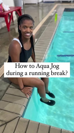 This week, I’m giving my body some much-needed recovery time from running. To maintain my cardio fitness, I’ve decided to do some aqua jogging. This deep water exercise is low impact, making it ideal for recovery. Many runners turn to aqua jogging when recovering from injuries or for cross-training. It might seem easy, but it’s a real workout – try running against the resistance of water! If you’re curious about the flotation device I use, let me know in the comments 👇🏽 • • • #aquajogging #poo