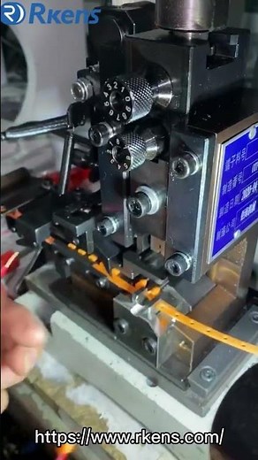 Crimp tape insulated terminal press machine - easy change die tool