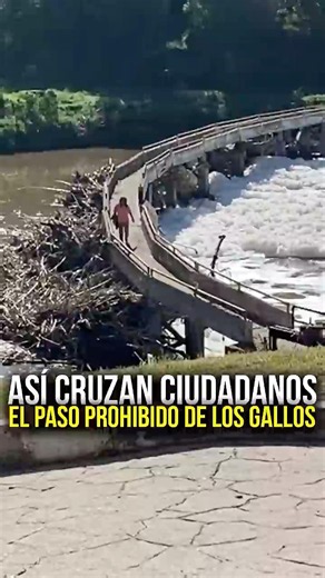 Pese a que el paso de Los Gallos está prohibido, los ciudadanos siguen cruzando por el lugar ⚠️