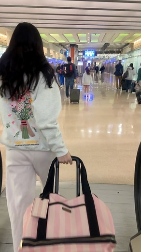 30K views · 131 reactions | spring break suggestions?! #TravelGoals #travelideas | Angie Goff | Facebook