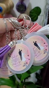 This is the part 1 of How we DIY our wedding souvenirs.💒💍 Budget friendly talaga to and very memorable at the same time coz this is my way of appreciating my guests for celebrating with us.💕 📍Stay tuned for my part 2 DIY FAVORS. . . . . . . . #diyweddingfavors #budgetfriendlydiy #weddingfavorsdiy | Just RHEA