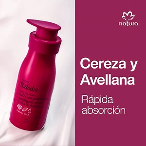 La crema nutritiva para el cuerpo de Tododia Cereza y Avellana te brinda una nueva experiencia para el cuidado de tu piel. Su textura es de rápida absorción y fácil de esparcir, ¡disfrútala y dale a tu piel la nutrición que necesita! | Natura