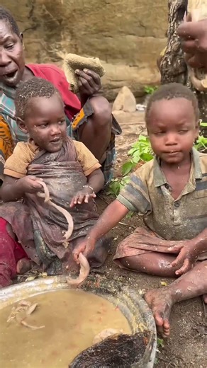 The daily life and diet of the Hazarbi tribe