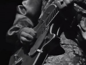 Procol Harum – l'Olympia, Paris, 1967 01. Christmas Camel 02. Conquistador 03. She Wandered Through The Garden Fence 04. Salad Days 05. Cerdes 06. Kaleidoscope 07. A Whiter Shade Of Pale Gary Brooker – lead vocals, piano; Robin Trower – guitar; Matthew Fisher – organ; Dave Knights – bass guitar; B.J. Wilson – drums; Keith Reid – lyrics | Jukebox