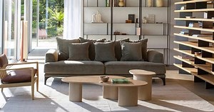 15 tables basses organiques pour un salon dans l'air du temps