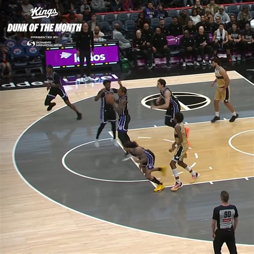 flying friar ✈️ 😤 Dunk of the Month presented by Sacramento International Airport | Sacramento Kings